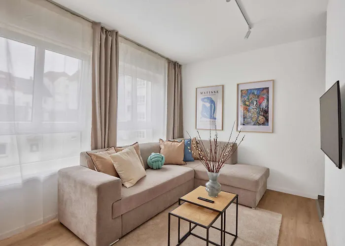 Bella, Stil Des Expressionismus Apartamento *